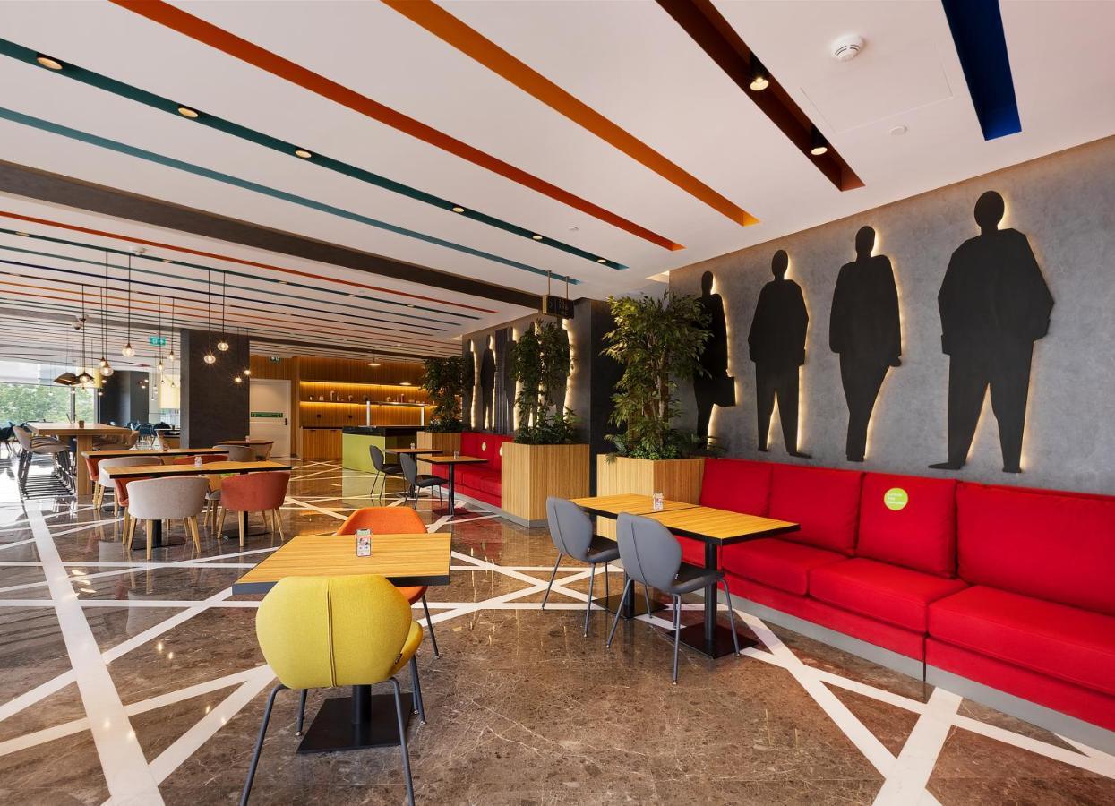 Ibis Styles Istanbul Merter 외부 사진 The interior of the lounge