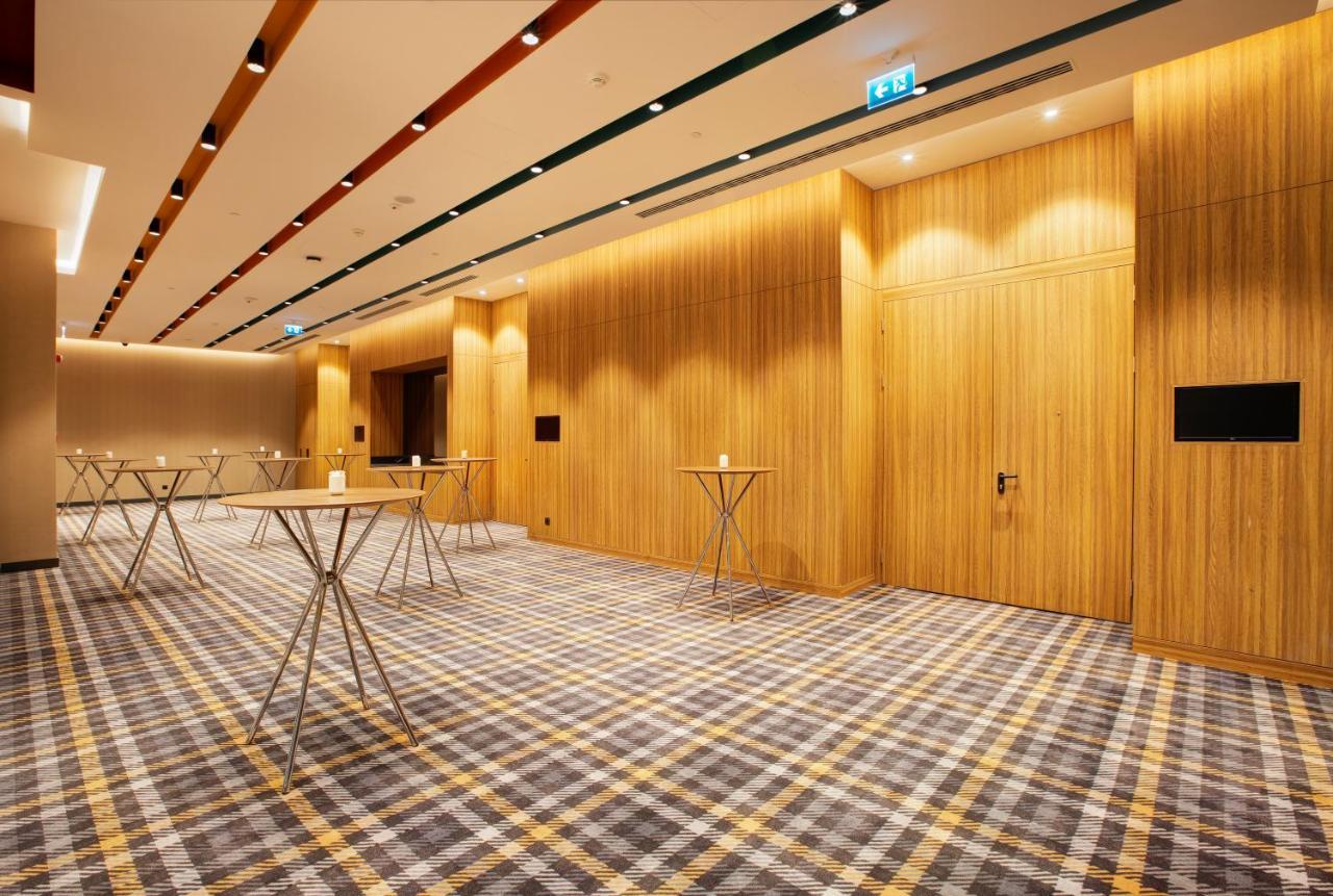 Ibis Styles Istanbul Merter 외부 사진 A carpet floor