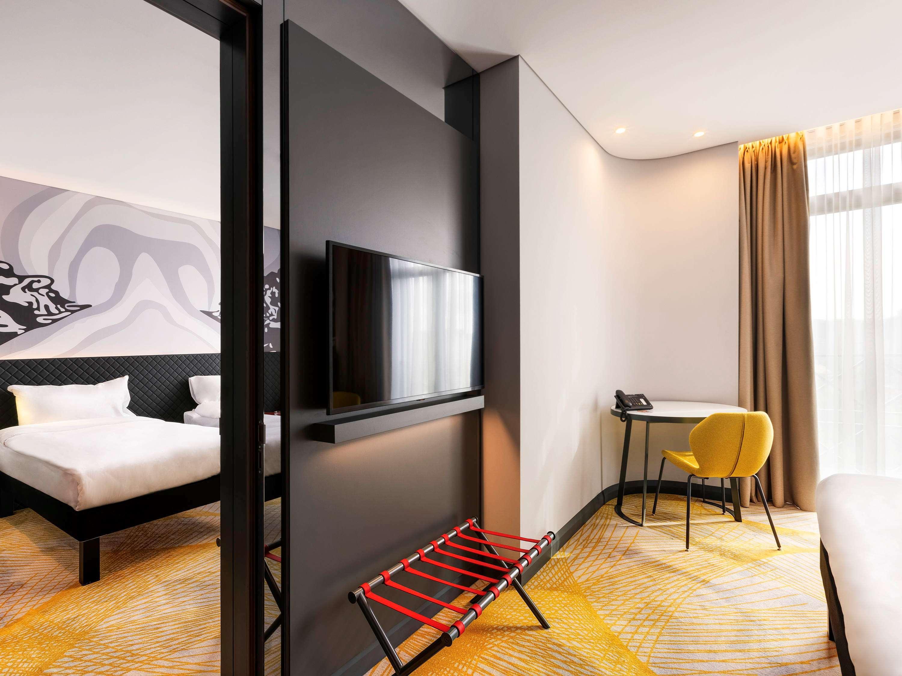 Ibis Styles Istanbul Merter 외부 사진 A room at the hotel