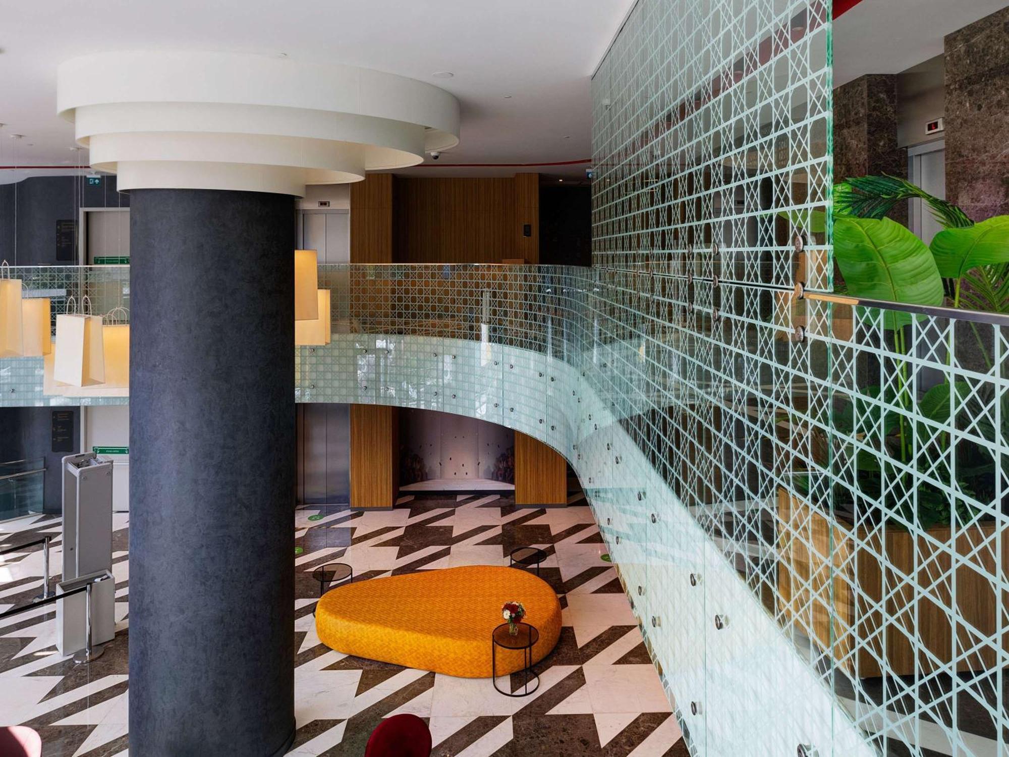Ibis Styles Istanbul Merter 외부 사진 The interior of the hotel